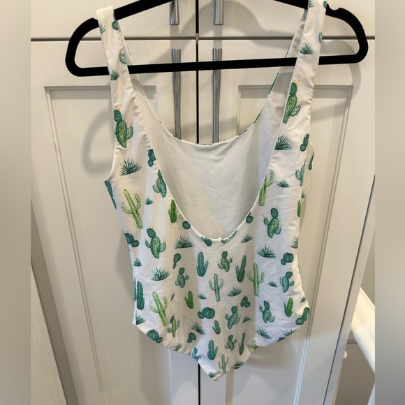 Cactus print Faherty bathing suit (double lined) - Picture 2 of 2